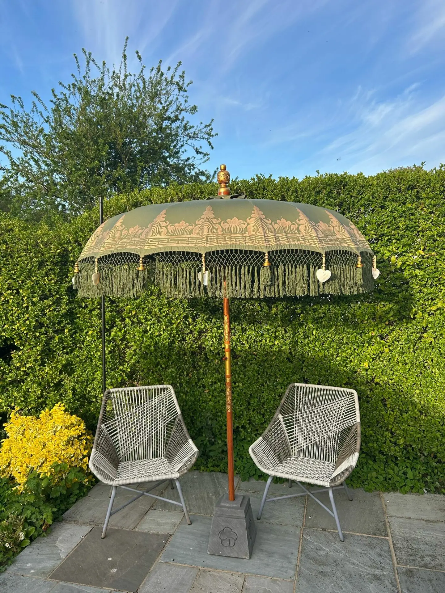 Balinese Round Bamboo Parasol – Olive Green and Gold