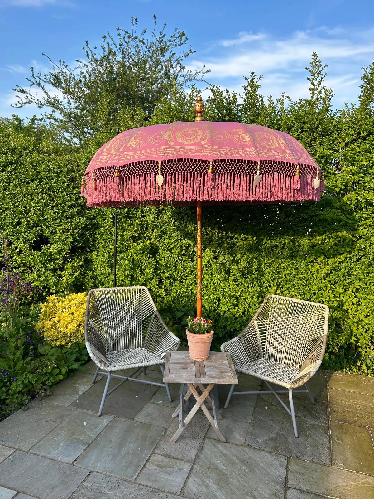 Balinese Round Bamboo Parasol – Rose Pink and Gold