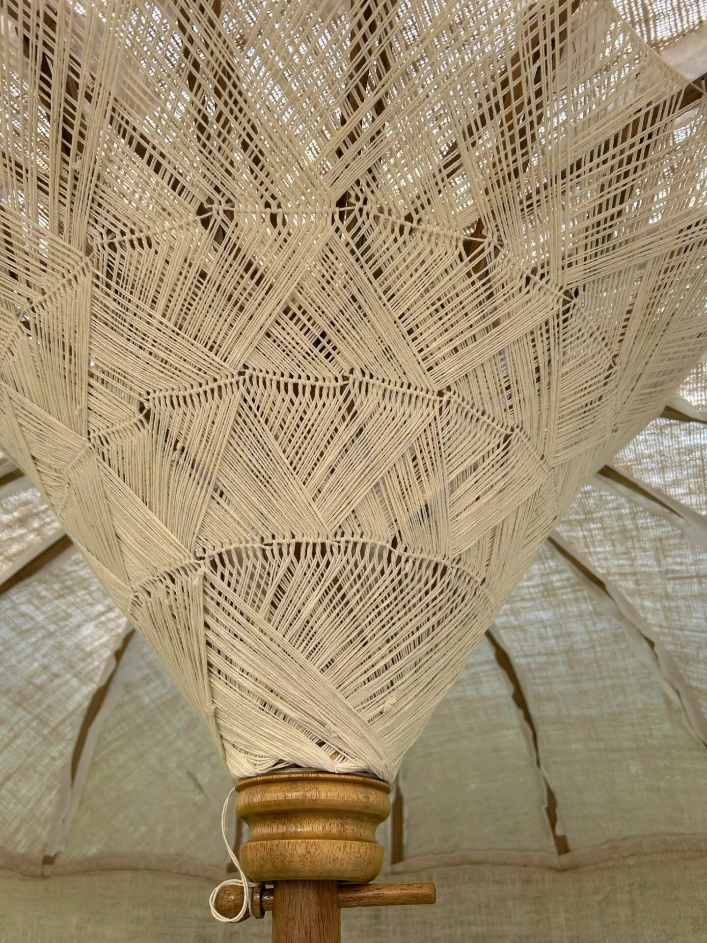 Balinese Round Bamboo Parasol – Linen